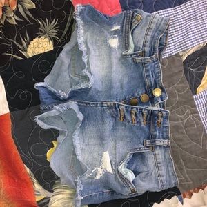 Billabong Jean shorts!